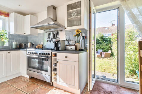 1320358-7-686d470...