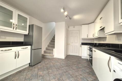 Marlborough Drive, Oldswinford,, Stourbridge, photo 3