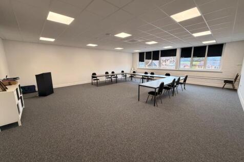 Internal (Suite 2).jpeg