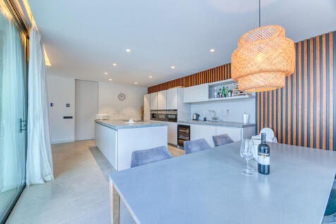 ONE_STOP_SANTA_PONSA_11FEB2025_21510