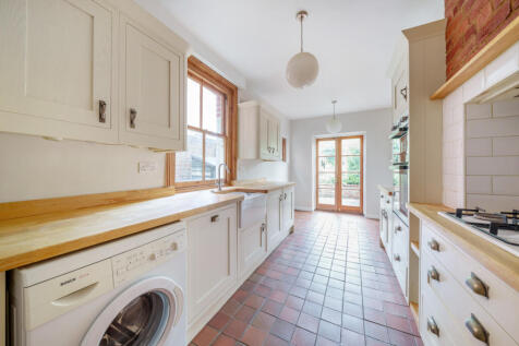 Fairfield Road, Winchester, Hampshire, SO22 photo 3
