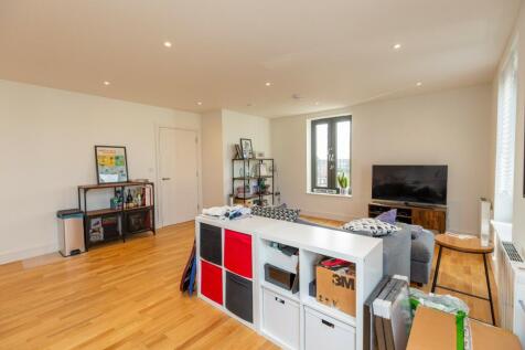 Apartment 14, Brook House, Countess Road, Northampton, NN5 7FB photo 4