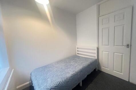 a769caeb-be74-4c0...