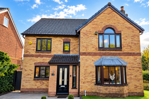 2 Tilside Grove, Lostock, BL6 4BX