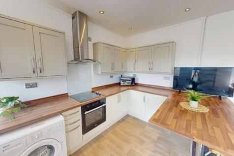 2 51 Mansfield Kitchen