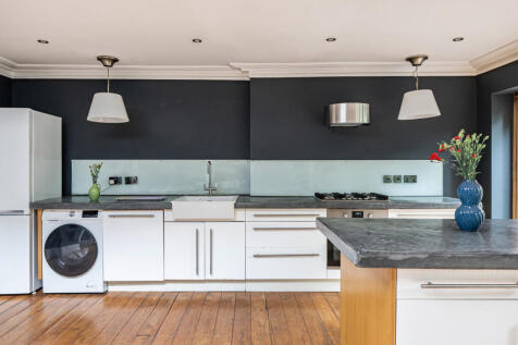 1442406-17-69df81...