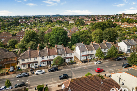 London, N21 - property photo