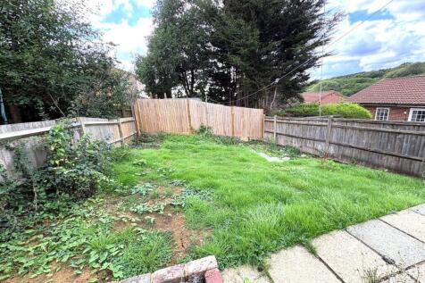 Lytham Close, St. Leonards-On-Sea, TN38 photo 4