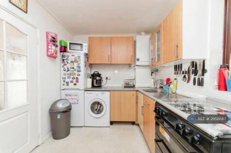 Fortescue Road, Edgware, HA8 photo 5
