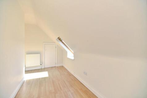 Bedroom 4 Pic 2