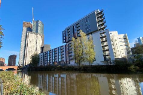 Vie Building External - Irwell View