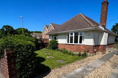 2 bedroom detached bungalow