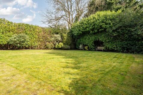 Rear garden of April Cottage