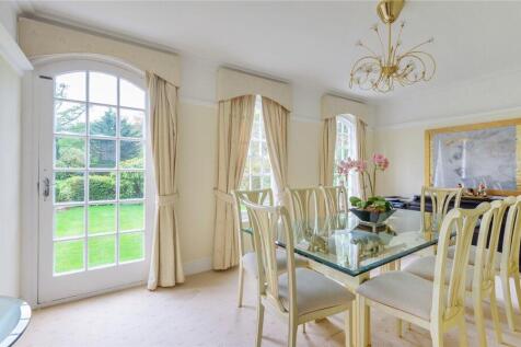 Wolsey Road, Moor Park photo 3