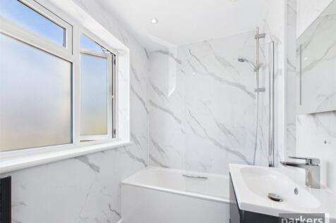 Greenfields Road, Reading, Berkshire, RG2 photo 4