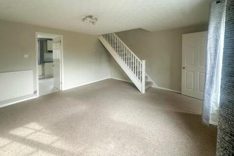 Loris Court, Cherry Hinton photo 4