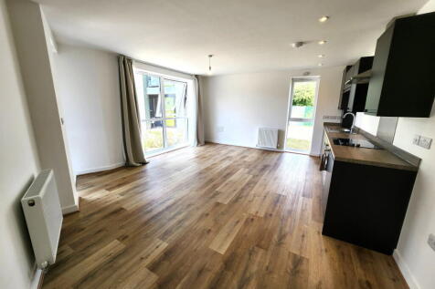 200 Stourbridge Road, Stourbridge, DY9 7BU photo 4