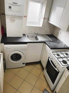 Station Road, Forest Gate, Newham, London photo 5