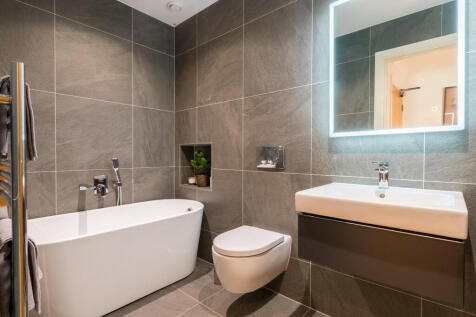 Langley Crescent, Kings Langley, Hertfordshire, WD4 photo 5