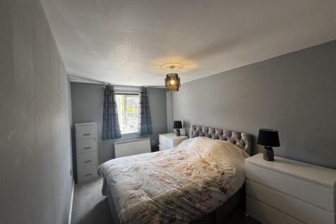 Marle Close, Pentwyn photo 5