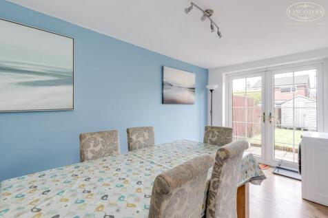 Dining Room or bedroom 