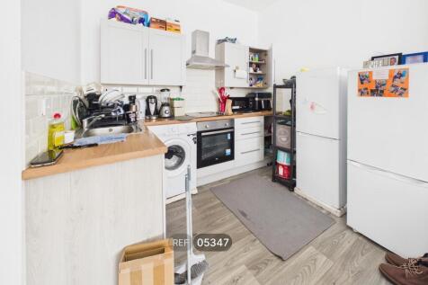 Kitchen/Living area