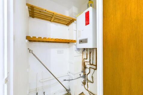 AIRING CUPBOARD WITH BOILER