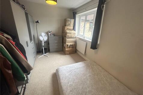 Lumley Close, Salisbury, Wiltshire, SP2 photo 4