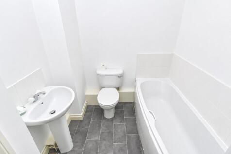 BATHROOM/W.C.