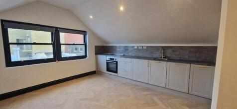Living room / Kitchen