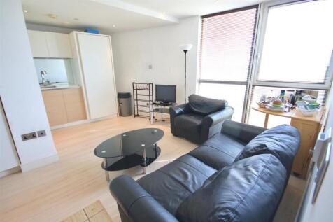 lounge 2.jpg
