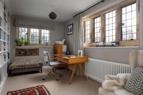 52 - Dowmans Farmhouse - GL53 9QY - Web.jpg