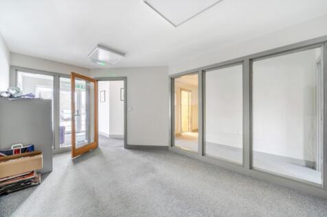 1349286-5-68b8daabbaf17