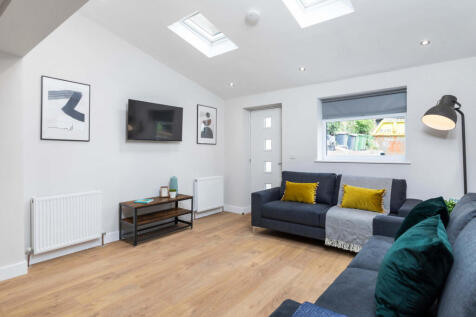 Chestnut Grove, Leeds photo 5
