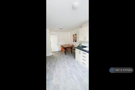 Upper Stone St, Maidstone, ME15 photo 5