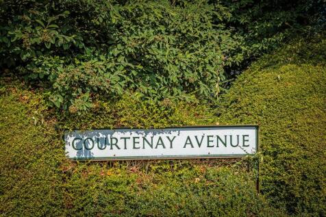 38-Courtenay-Ave-34.jpg