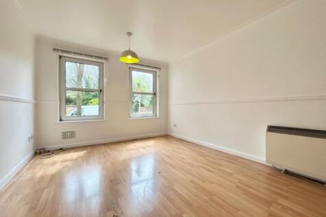 Bishopstoke Road, Eastleigh photo 2