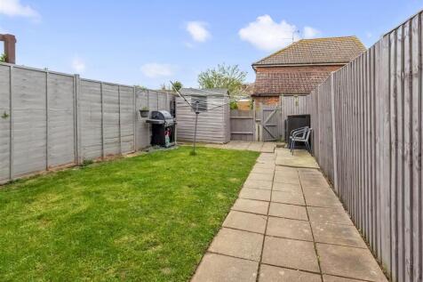 26 Rife Way-002.JPG