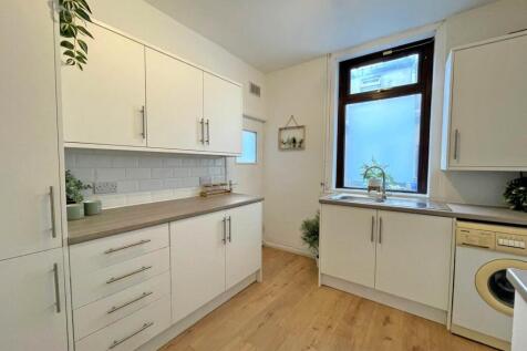 Whitehead Street, Milnrow photo 5