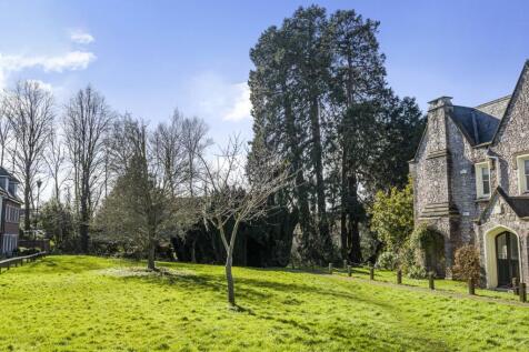 Aspect Over Greenery