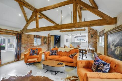 Sitting/Lounge Area