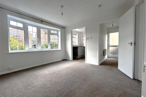 Hawthorn Rise, Stroud, Gloucestershire, GL5 photo 4