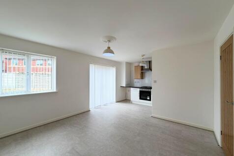 Dinas Court, Harrington Road, Huyton, L36 photo 4