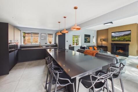 Kitchen/Dining