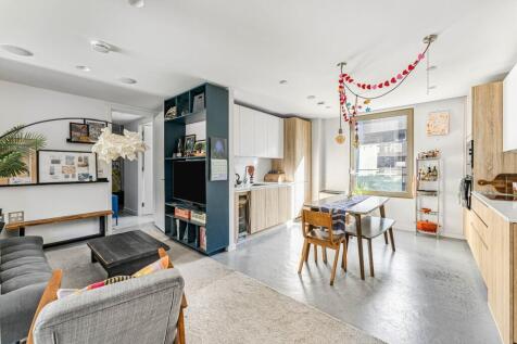 Reception/Kitchen
