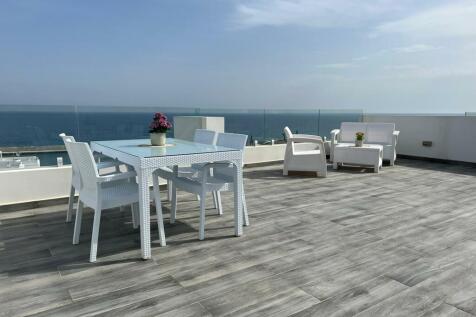 Amazing Unique Corner 2 Bedroom Penthouse with Sea View fully furnished to a High Standard Image 9999