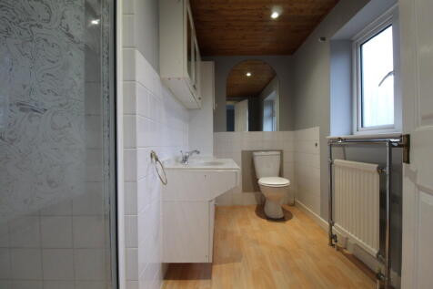Willow Way, Guildford photo 3