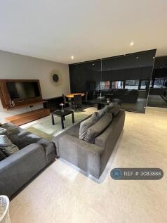 2-bed flat on Trafalgar House, Leeds, LS1, £1,750/mo
