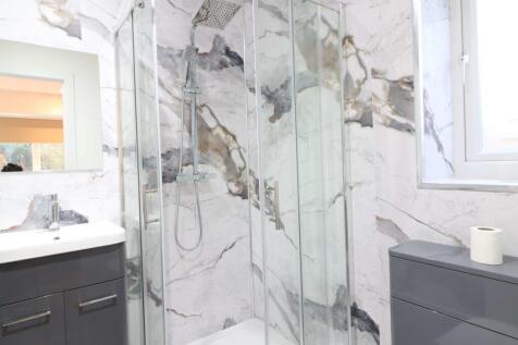 20 The Oval. Room 3 6.JPG