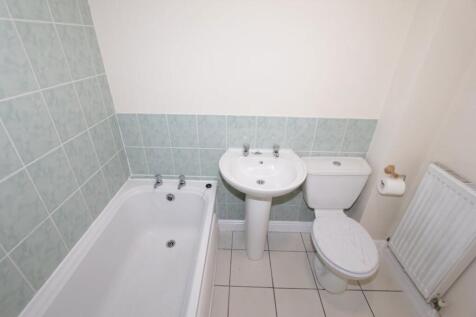 Bridge Court, Stafford Lane, Hednesford. photo 4